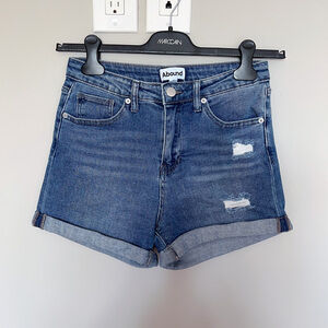 Abound Mom Jean Shorts 27 Distressed Medium Wash Rolled Cuff Denim Blue